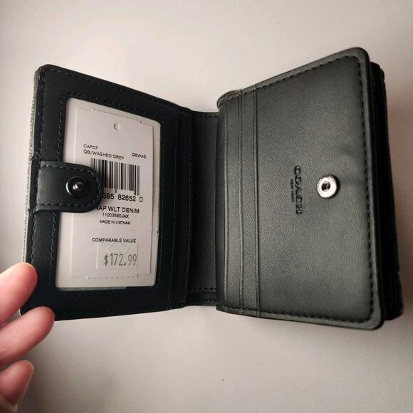 NWT Coach CAP07 Washed Grey Denim Snap Wallet - Picture 2 of 8